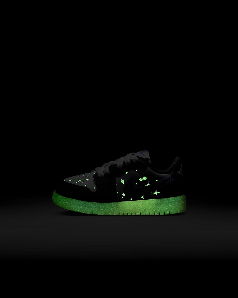 Jordan glow in the dark shoes hotsell